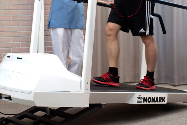Monark - Wheelchair accessible treadmill