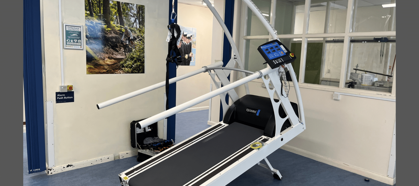 Image of h/p/cosmos high-performance treadmill at the Institute of Naval Medicine
